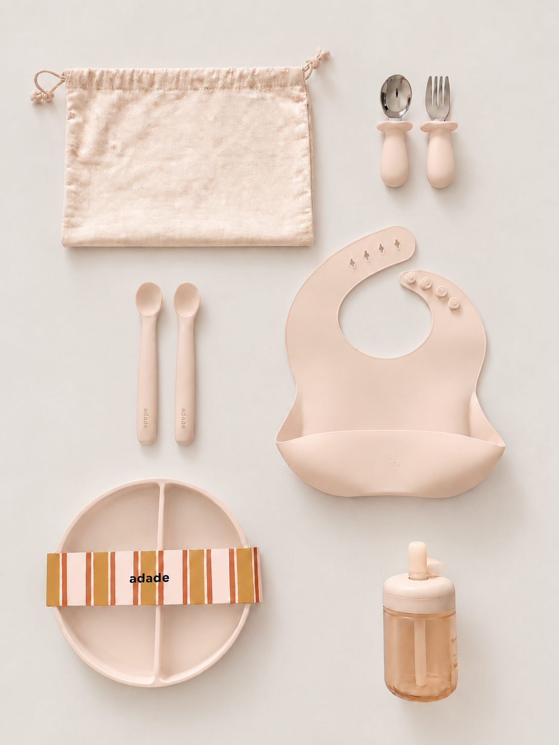 Tout le nécessaire pour accompagner les premiers repas de bébé.