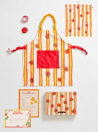 Tablier de cuisine pour enfant avec tomates, accessoires et recette de cuisine – coffret mini chef enfant ADADE